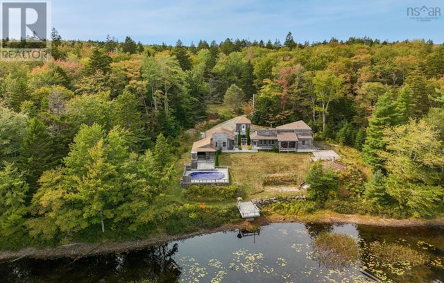 240 Pine Prince Drive, Briar Lake