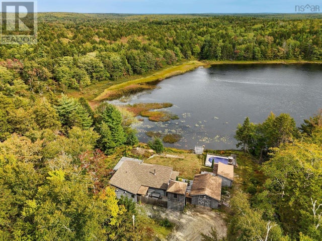 240 Pine Prince Drive, Briar Lake