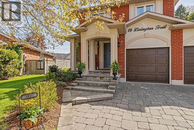 16 Linington Trail, Dundas