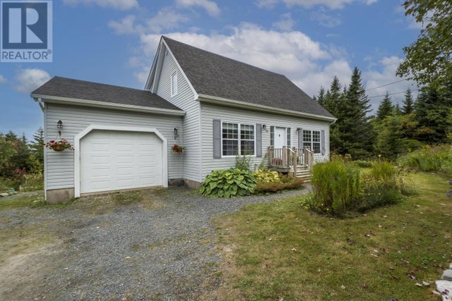 12 Crystal Hill Drive, Sambro Head