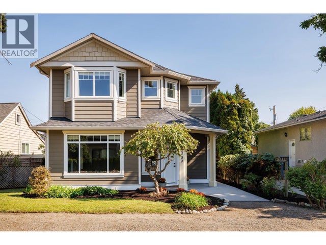 2209 Woodlawn Street, Kelowna