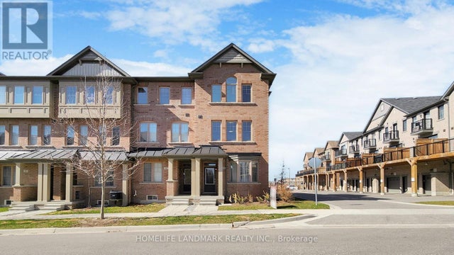 44 Robert Joffre Leet Avenue, Markham (cornell)
