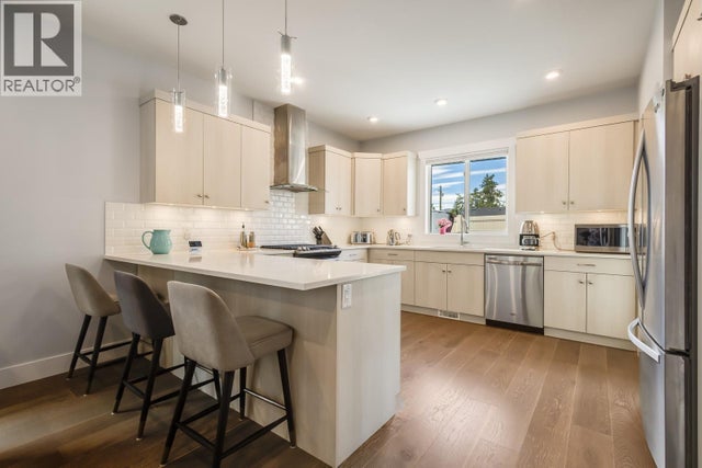 3118 Riesling Way, West Kelowna