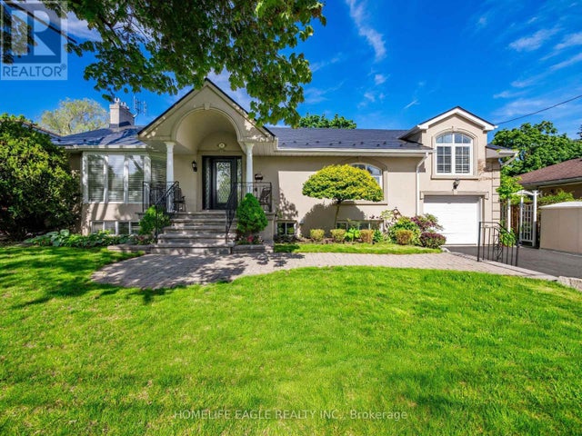 11 Knollside Drive, Richmond Hill (mill Pond)