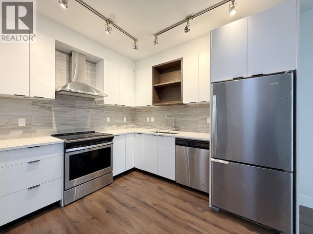 2f 5355 Lane Street, Burnaby