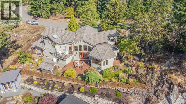 3380 Redden Rd, Nanoose Bay