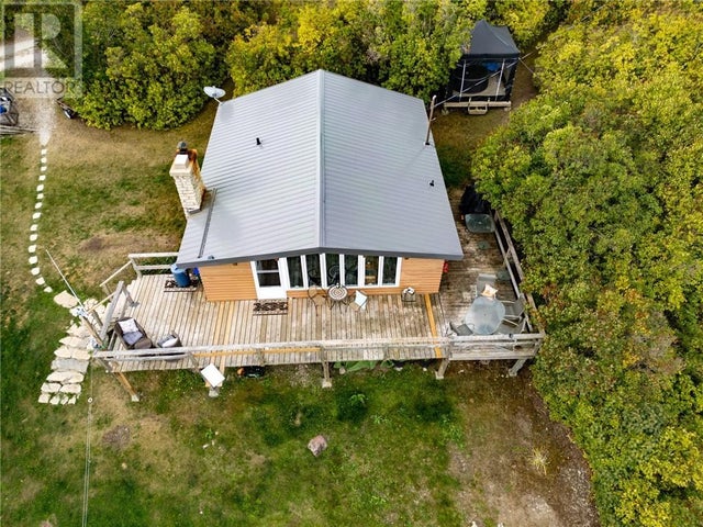 35 Waterview Lane, Manitowaning