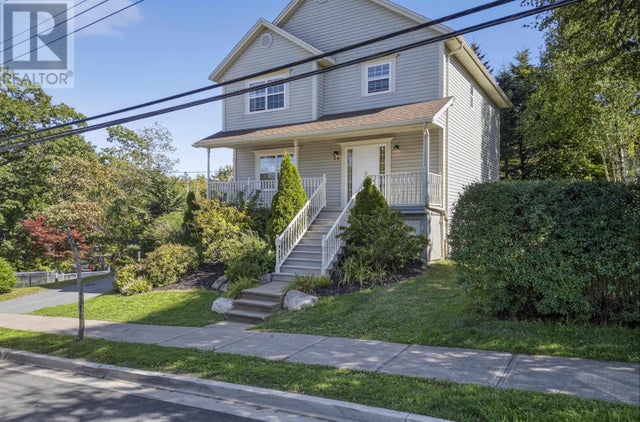 54 Oceanview Drive, Bedford