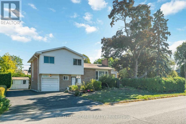 2221 Circle Place, Ottawa