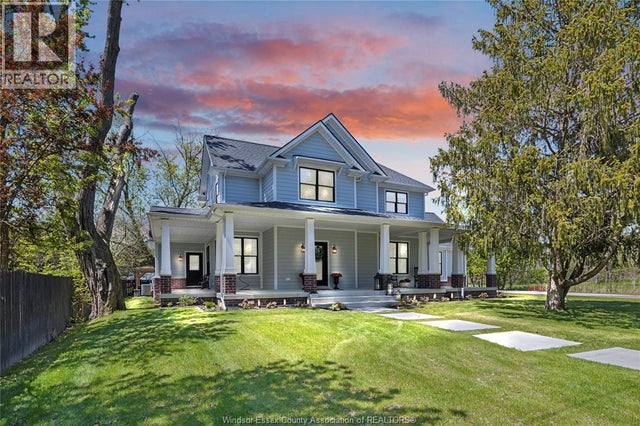 2585 Victoria, Woodslee