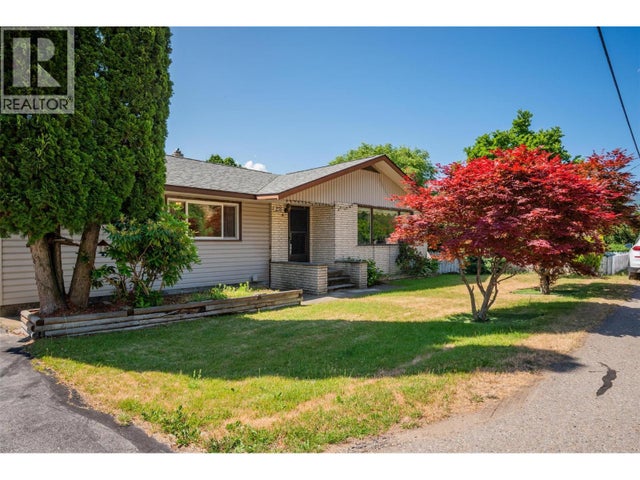 235 10th Avenue, Montrose