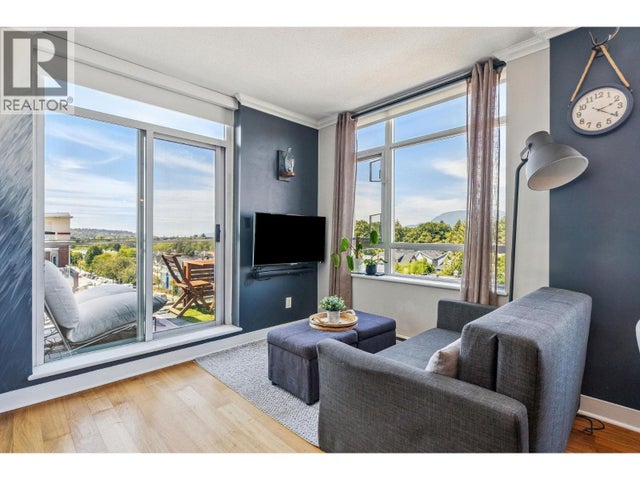 619 2268 W Broadway, Vancouver