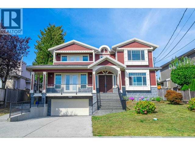 5511 Mckee Street, Burnaby