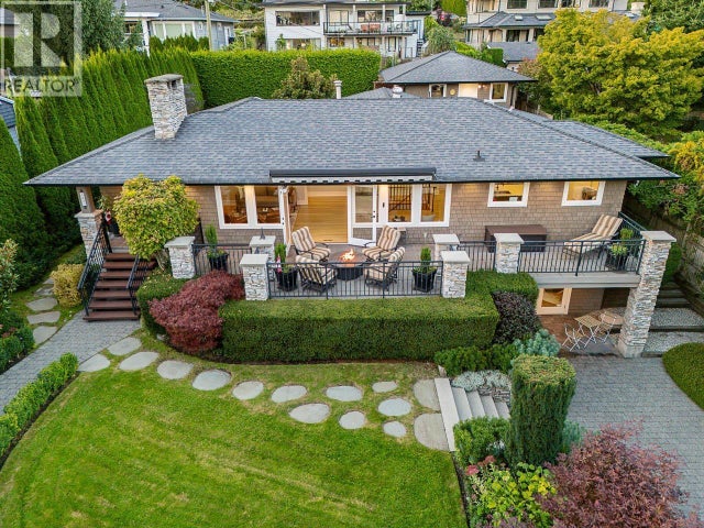 1425 Palmerston Avenue, West Vancouver