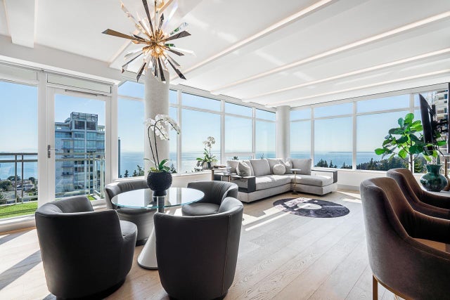 1402 15152 Russell Avenue, White Rock