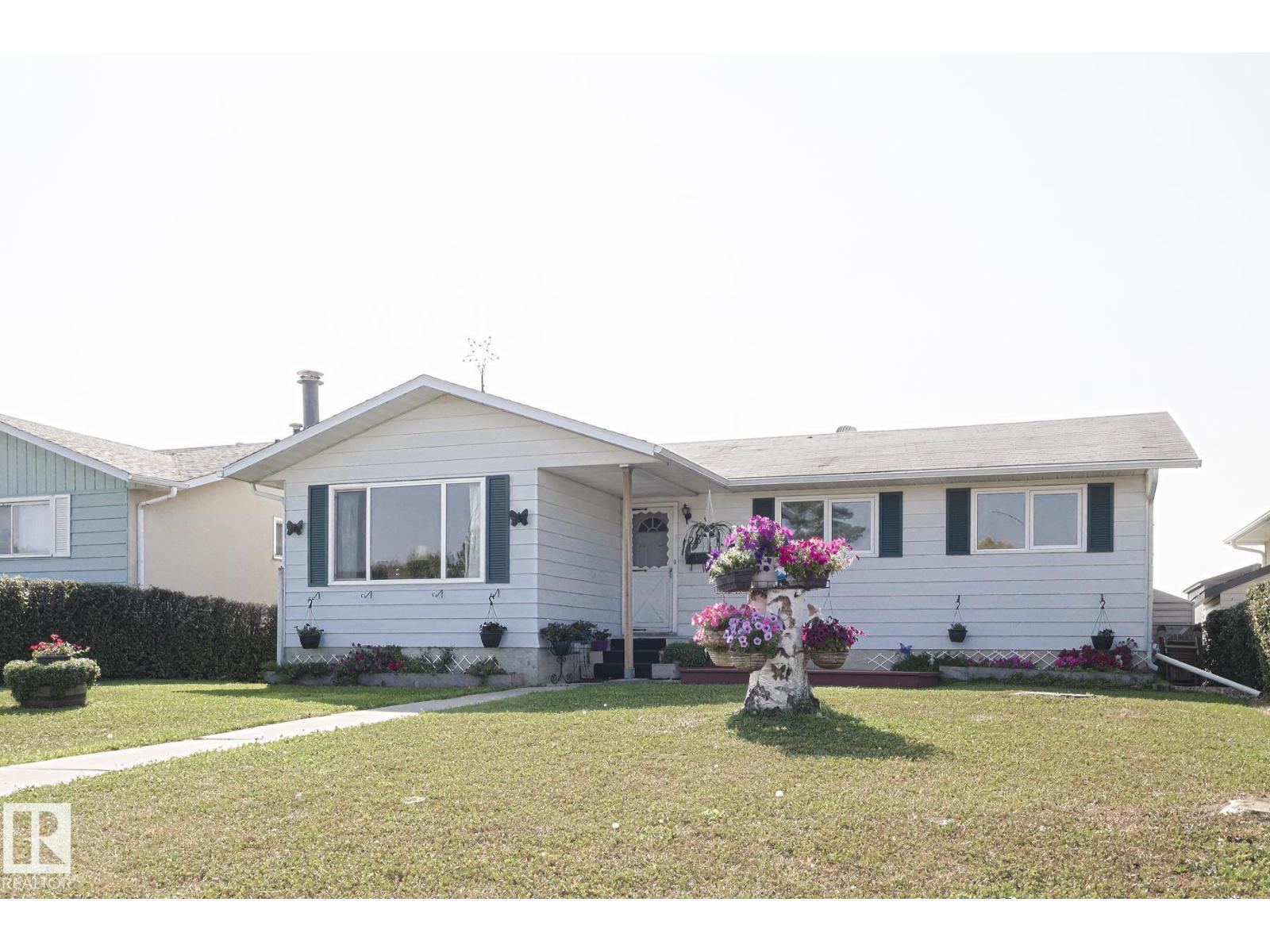 128 Camelot Av, Leduc