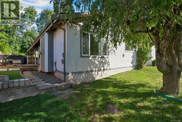 919 Hemlock St, Campbell River