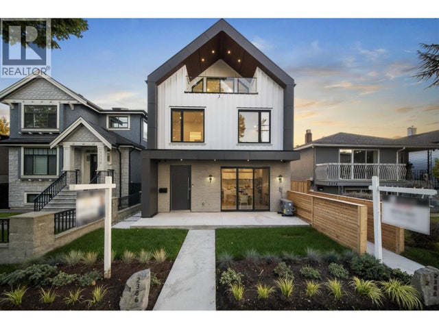 1 2386 E 45th Avenue, Vancouver