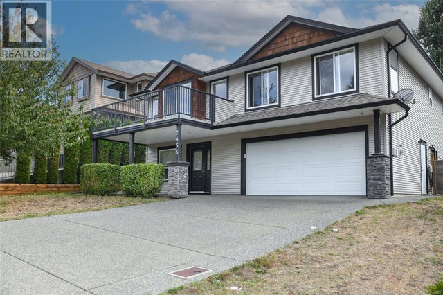 2455 Avro Arrow Dr, Comox