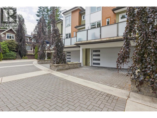 4684 Capilano Road, North Vancouver
