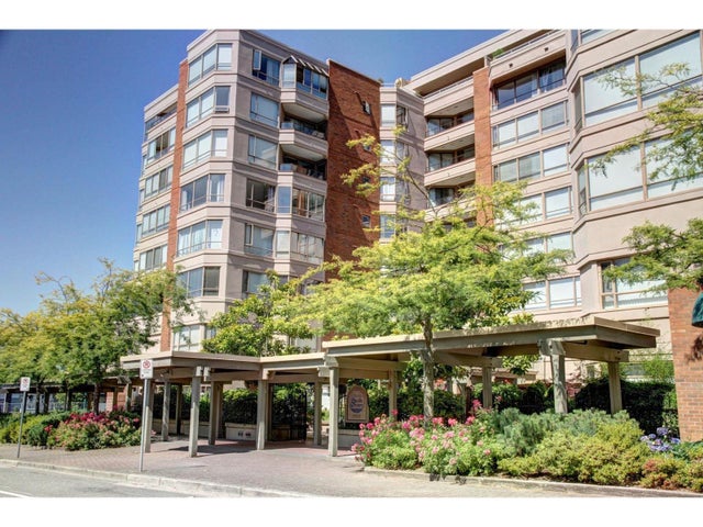 812 15111 Russell Avenue, White Rock