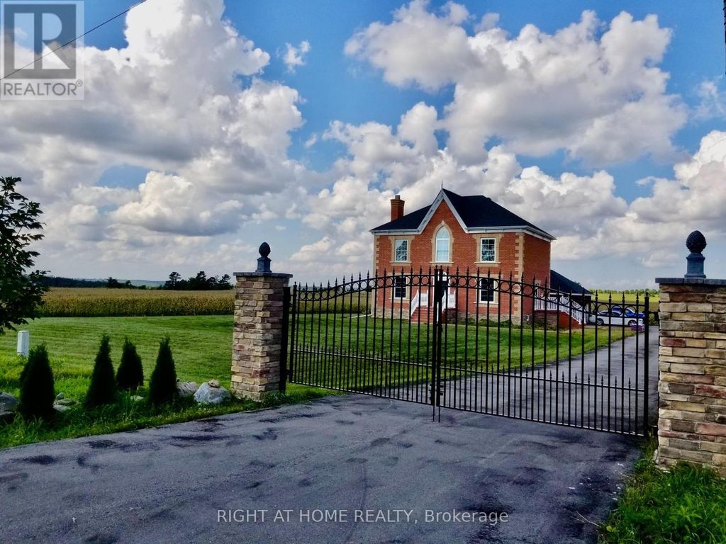 376 Sandford Road, Uxbridge