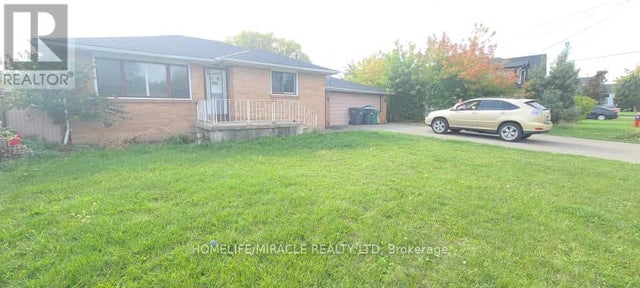 16 Cattrick Street, Mississauga (malton)