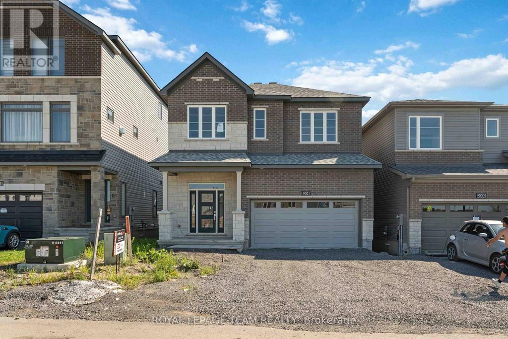902 Locomotion Lane, Ottawa
