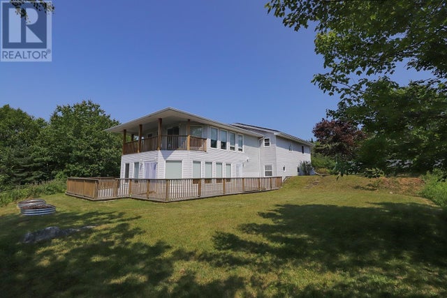80 Stoney Beach Road, Whites Lake
