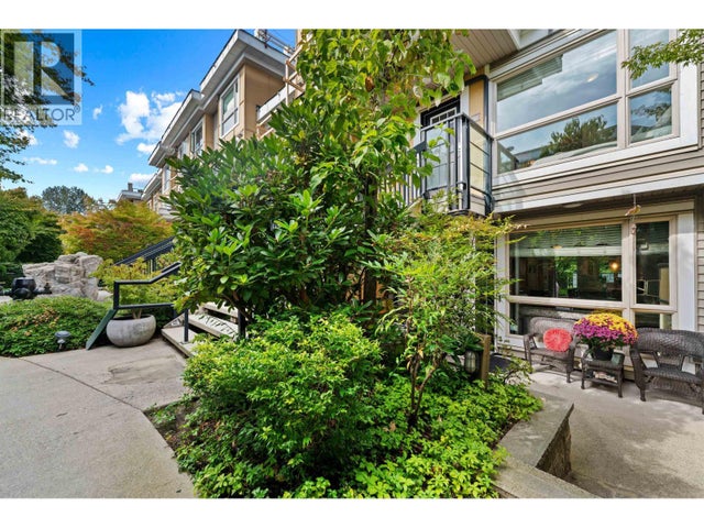 45 728 W 14th Street, North Vancouver
