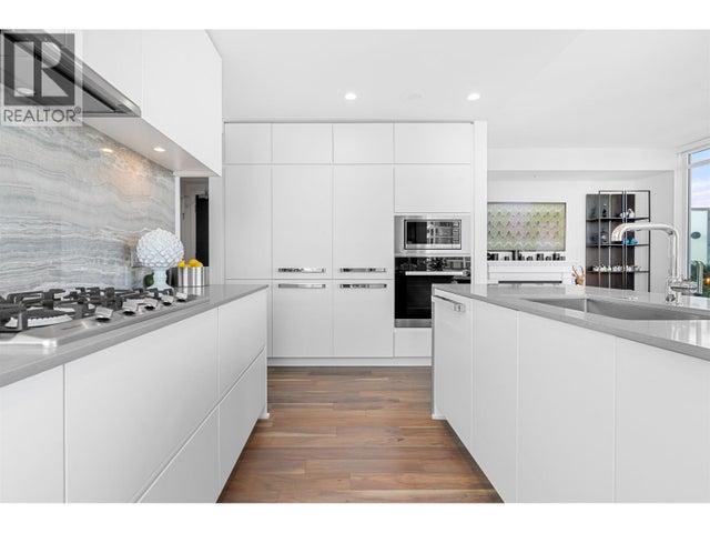 2402 450 Westview Street, Coquitlam