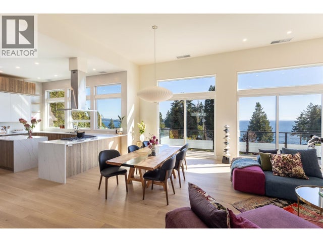 980 Gower Point Road, Gibsons