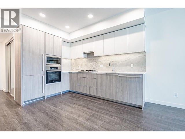 607 6633 Buswell Street, Richmond