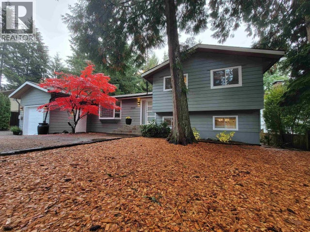 2568 The Boulevard, Squamish