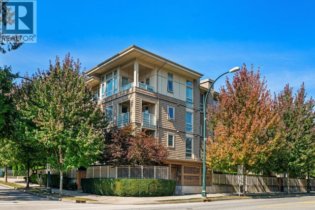 206 2665 Mountain Highway, North Vancouver