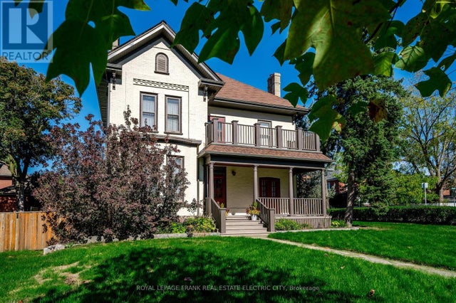 452 Hunter Street W, Peterborough (town Ward 3)