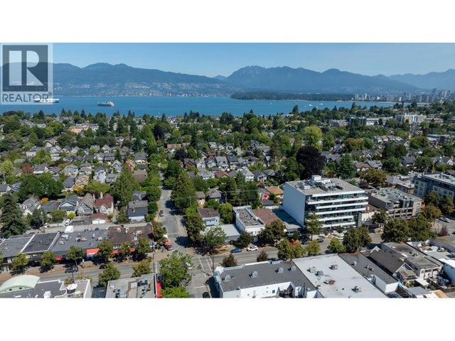 3192 W 8th Avenue, Vancouver