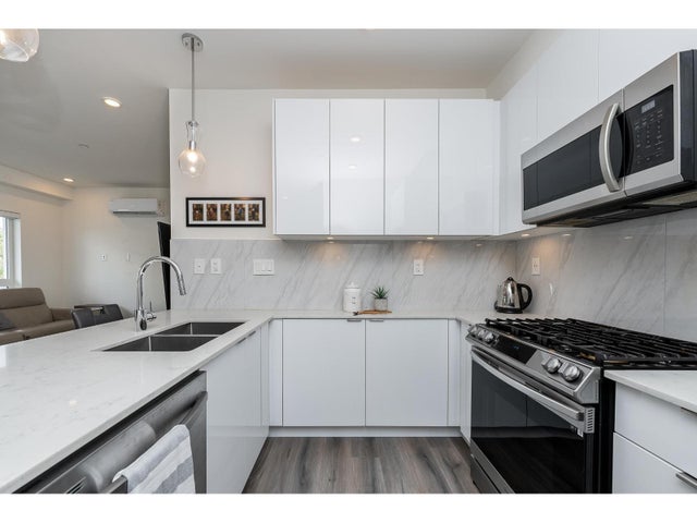 A303 8447 202 Street, Langley