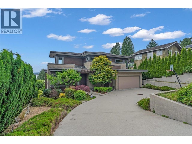 2548 Mathers Avenue, West Vancouver