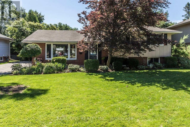 5222 Bromley Road, Burlington (appleby)