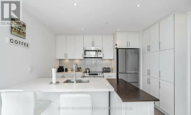 410 - 375 Sea Ray Avenue, Innisfil