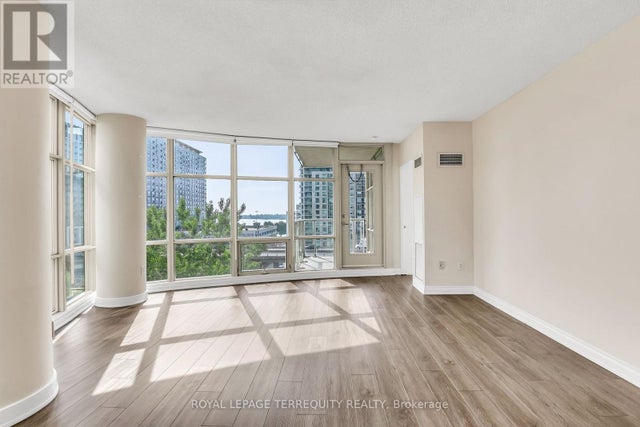 709 - 35 Mariner Terrace, Toronto (waterfront Communities)