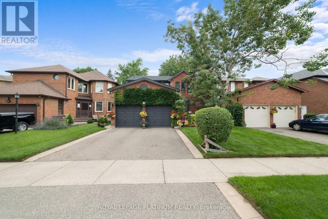 77 Lord Simcoe Drive, Brampton (westgate)