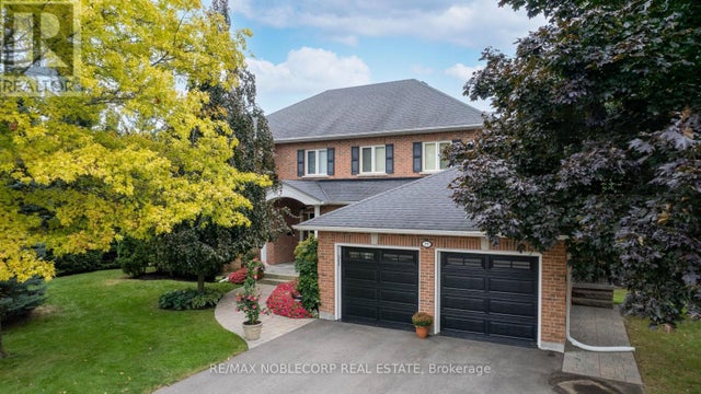 19 Stockdale Crescent, Richmond Hill (north Richvale)