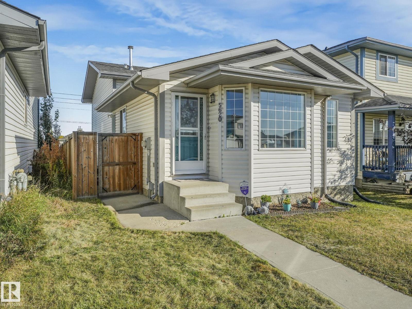 5620 162a Av Nw, Edmonton