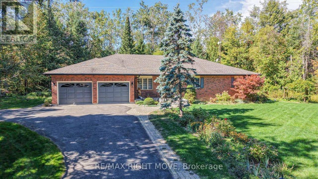 1892 Carriage Court, Severn (marchmont)