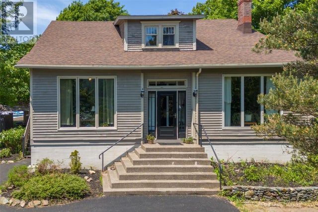 300 Topsail Road, St. John's