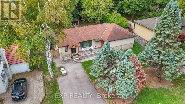 208 Glen Oak Drive, Oakville (wo West)