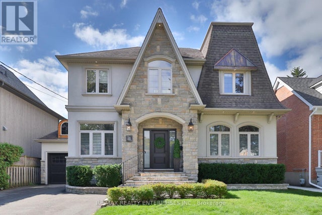 20 Cumberland Drive, Mississauga (port Credit)