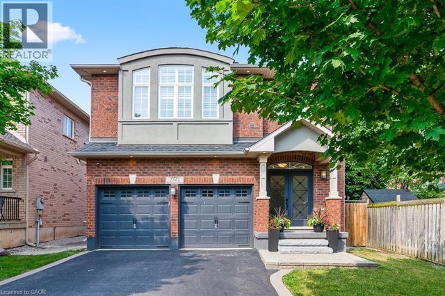 2301 Baronwood Drive, Oakville